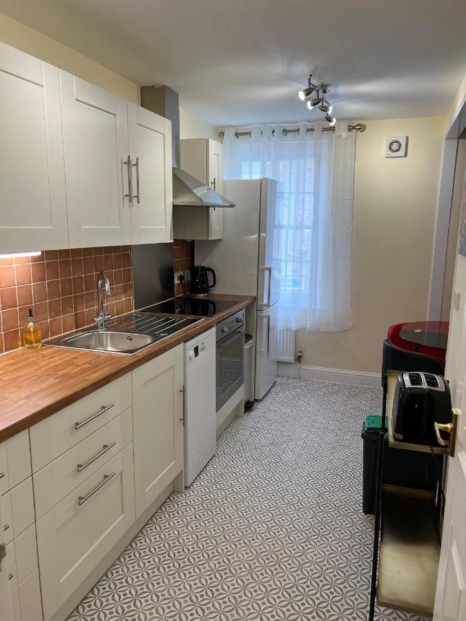 Glastonbury High Street Sanctuary- 2 Bd, Sleeps 4 Exterior foto